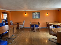 Village Limits Bed & Breakfast Accommodation