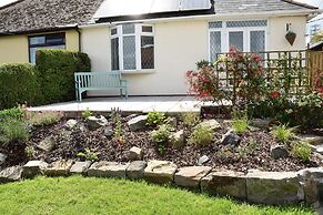 2-bed Cottage - Sleeps4 - Garden - Bbq