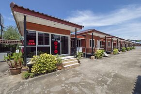 OYO 1166 Train Way Resort