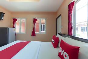 OYO 1166 Train Way Resort