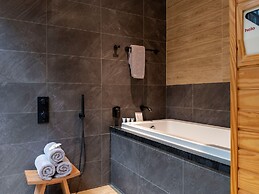 Yoko Onsen Quang Hanh