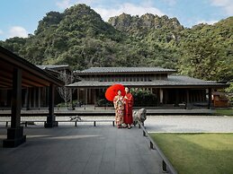 Yoko Onsen Quang Hanh