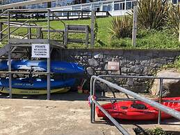 Stunning Beach Front Apartment in Caswell Swansea