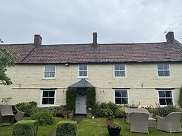 The Lawns Tea Room and B&B