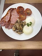 The Lawns Tea Room and B&B