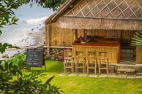 Aquamarine Beach Villas