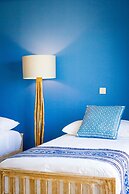 Aquamarine Beach Villas