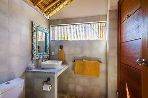 Aquamarine Beach Villas