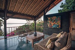 Aquamarine Beach Villas