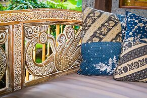 Aquamarine Beach Villas