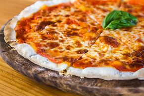 Aquamarine Beach Villas