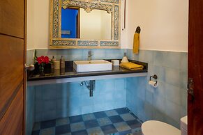 Aquamarine Beach Villas