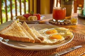 Aquamarine Beach Villas