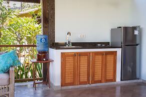 Aquamarine Beach Villas