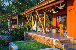 Aquamarine Beach Villas