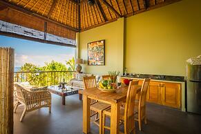 Aquamarine Beach Villas