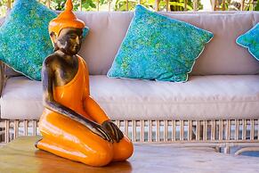 Aquamarine Beach Villas