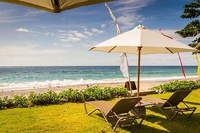 Aquamarine Beach Villas