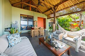 Aquamarine Beach Villas