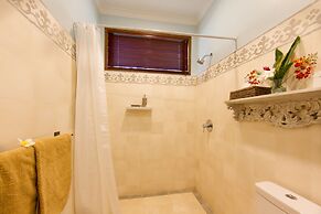 Aquamarine Beach Villas