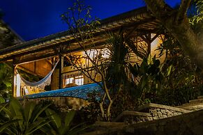 Aquamarine Beach Villas