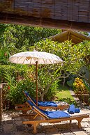 Aquamarine Beach Villas