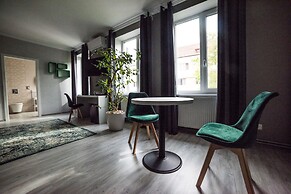 Complex Living