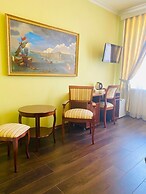 Piterskaya Club Hotel