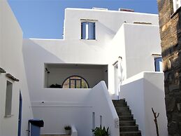 Elena Studios and Apartments