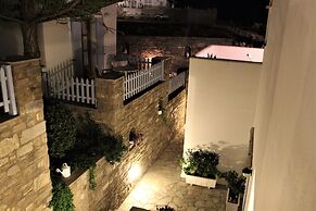 Elena Studios and Apartments