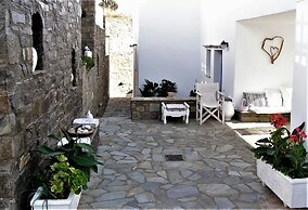 Elena Studios and Apartments