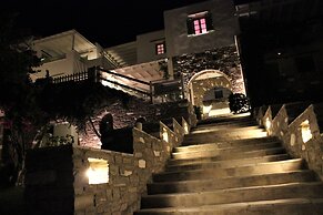 Elena Studios and Apartments