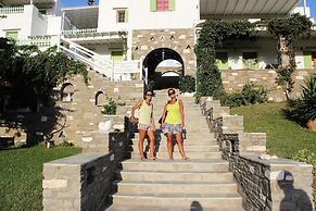 Elena Studios and Apartments