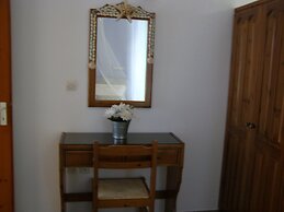 Elena Studios and Apartments