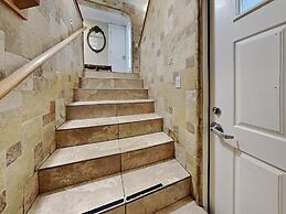 Deluxe Condo with Fireplace (Unit 623 at 1849)