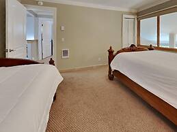 Deluxe Condo with Fireplace (Unit 623 at 1849)