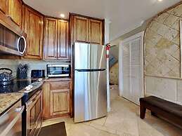 Deluxe Condo with Fireplace (Unit 623 at 1849)