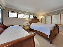 Deluxe Condo with Fireplace (Unit 623 at 1849)