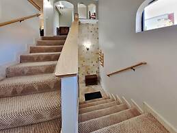 Deluxe Condo with Fireplace (Unit 623 at 1849)