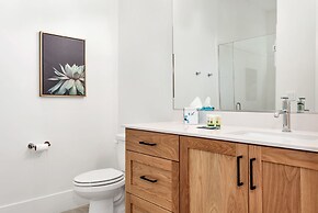 #12 At Bloomington Country Club 4 Bedroom Villa by RedAwning