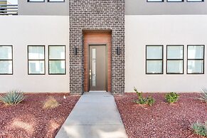 #12 At Bloomington Country Club 4 Bedroom Villa by RedAwning