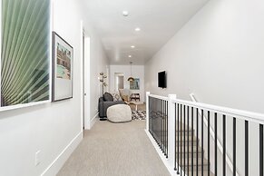 #12 At Bloomington Country Club 4 Bedroom Villa by RedAwning