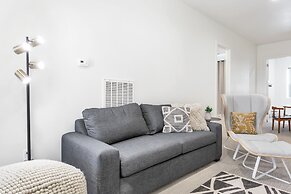 #12 At Bloomington Country Club 4 Bedroom Villa by RedAwning