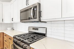 #12 At Bloomington Country Club 4 Bedroom Villa by RedAwning