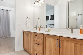 #12 At Bloomington Country Club 4 Bedroom Villa by RedAwning