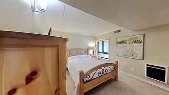 1849 Condos - Spacious 3 Bedrooms with Outdoor Pool & 3 Hot Tubs