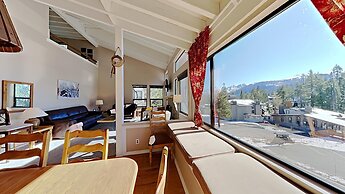 1849 Condos - Spacious 3 Bedrooms with Outdoor Pool & 3 Hot Tubs