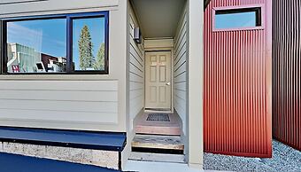 1849 Condos - Spacious 3 Bedrooms with Outdoor Pool & 3 Hot Tubs