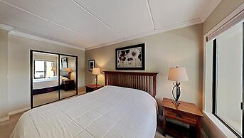 1849 Condos - Spacious 3 Bedrooms with Outdoor Pool & 3 Hot Tubs