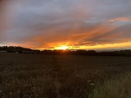Beautiful 3 Bedroomed Cotswolds Farmhouse